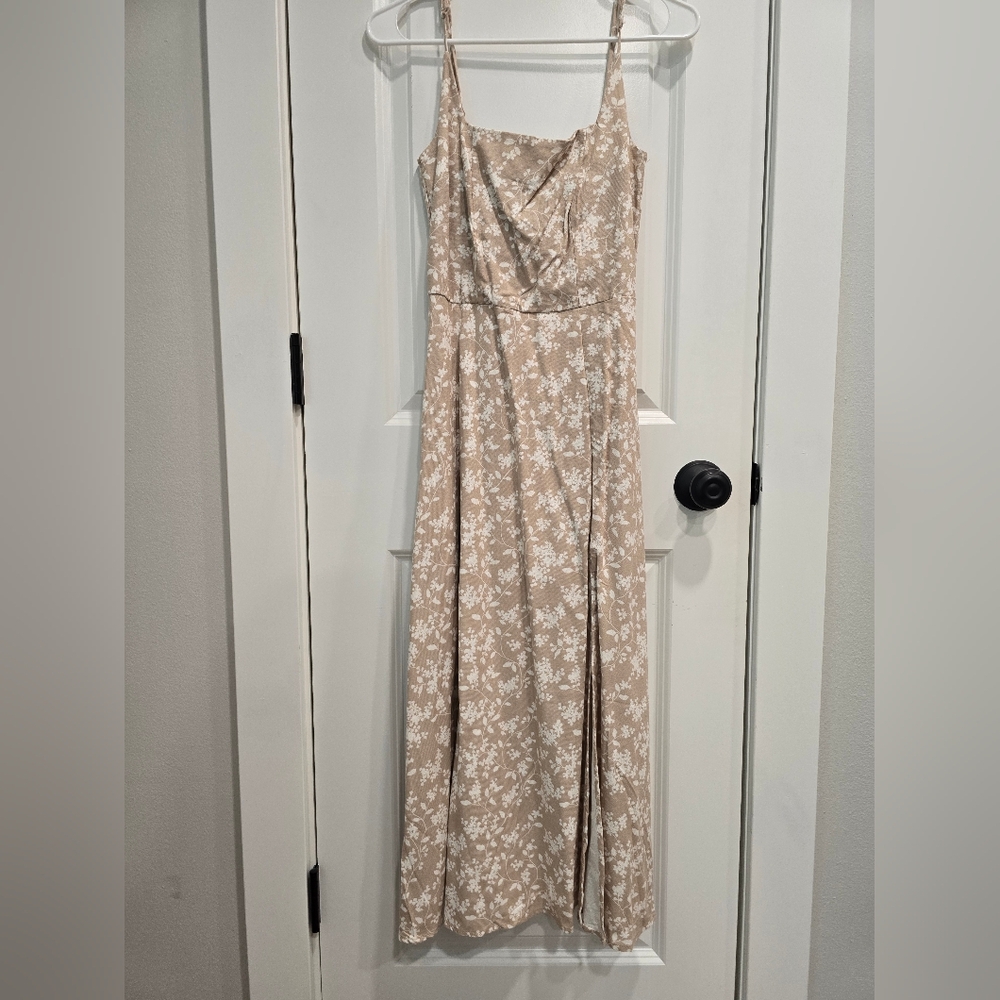 Francesca's Beige Floral Midi Dress